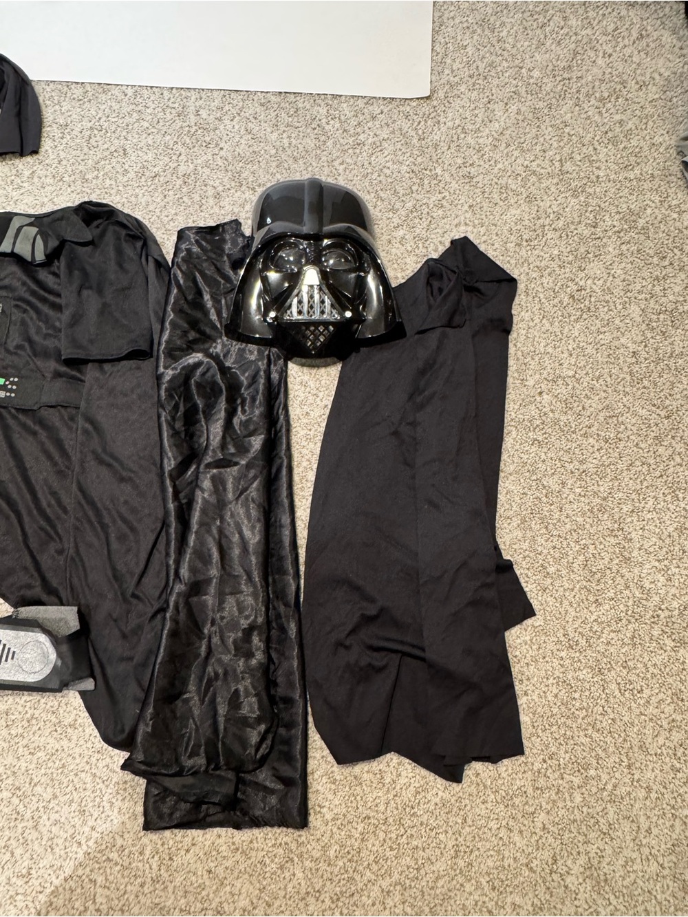 Star Wars Darth Vader Halloween Costume Set with Mask - Size Large - Picture 3 of 10